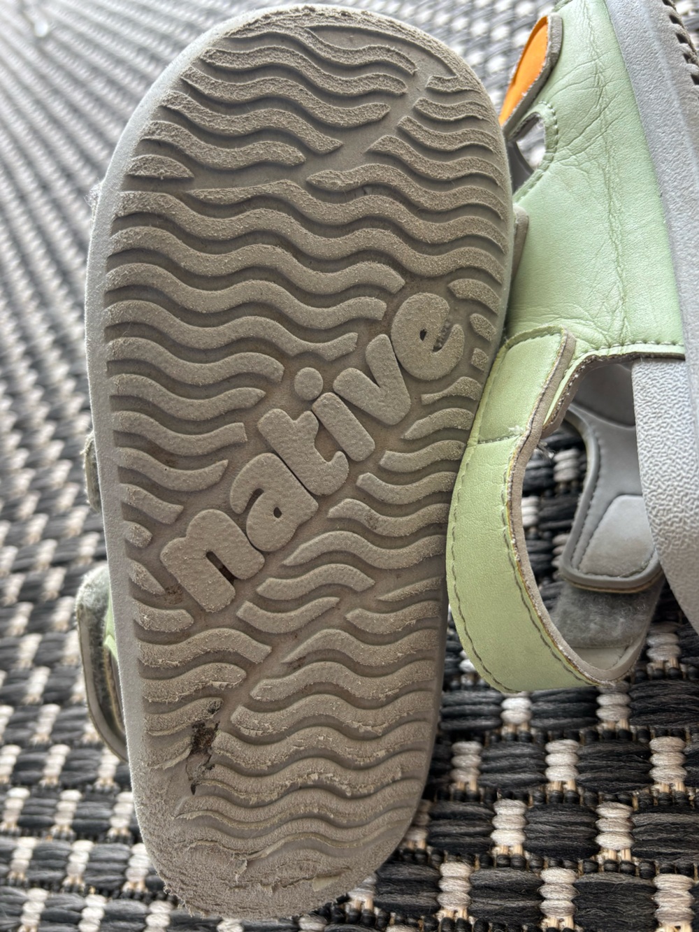 Native sugarlite Sandals - Picture 4 of 7